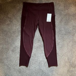 Athleta Vitality Stash pocket 7/8 tight NWT